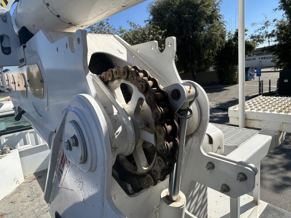 Image for 2019 Freightliner M2 S/A Bucket Truck with Altec AA55