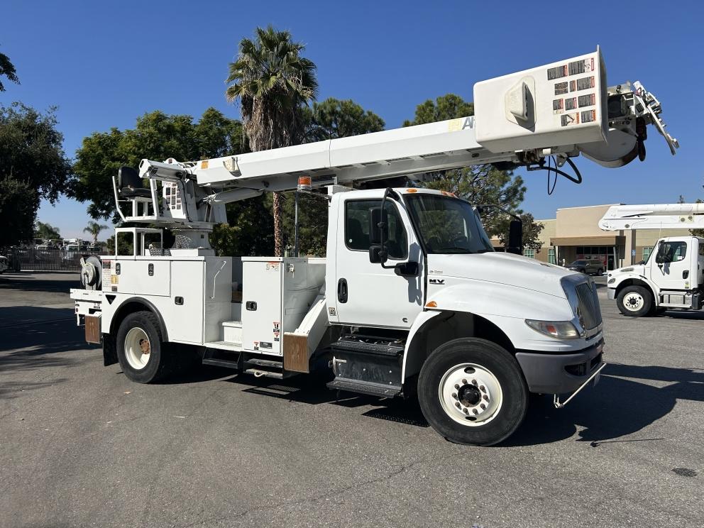 Image for 2019 Altec DM47BTR Digger Derrick Mounted on 2020 International MV607 S/A