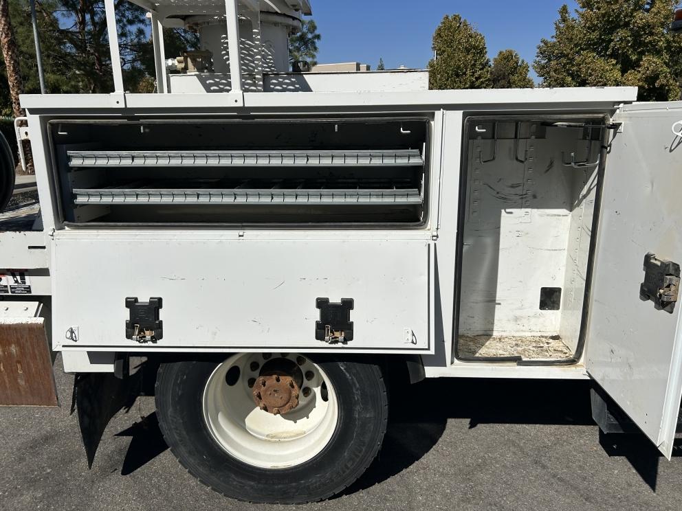 Image for 2019 Altec DM47BTR Digger Derrick Mounted on 2020 International MV607 S/A