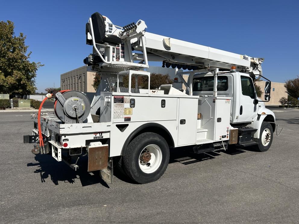 Image for 2019 Altec DM47BTR Digger Derrick Mounted on 2019 International MV607 S/A