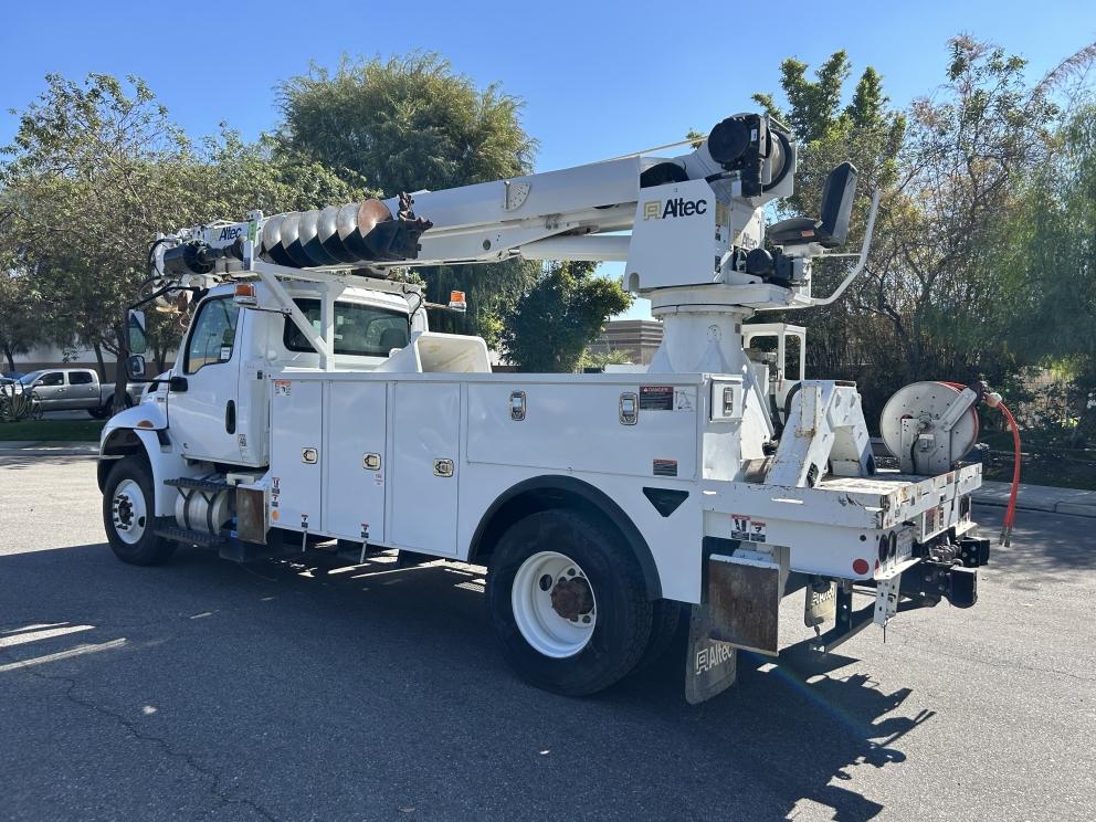 Image for 2019 Altec DM47BTR Digger Derrick Mounted on 2019 International MV607 S/A