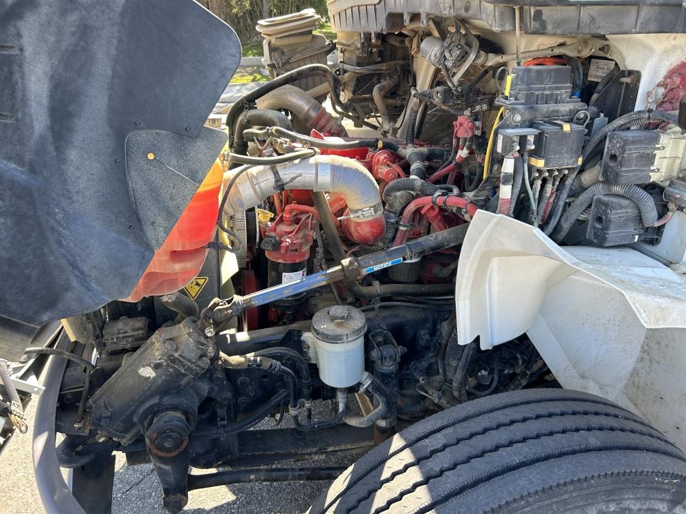 Image for 2019 Altec DM47BTR Digger Derrick Mounted on 2019 International MV607 S/A