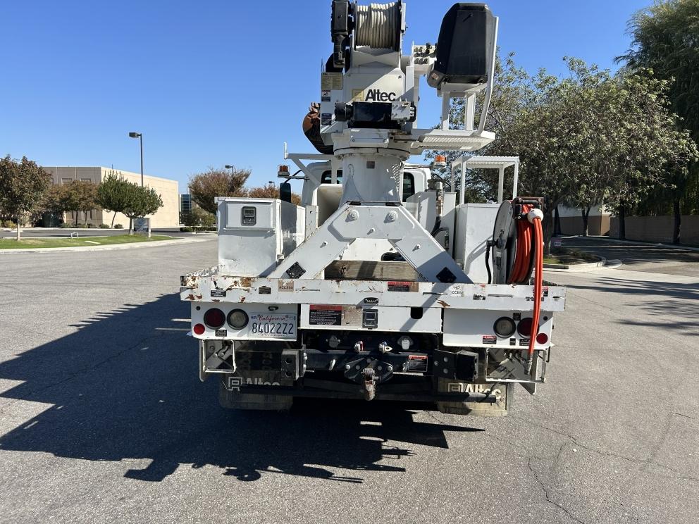 Image for 2019 Altec DM47BTR Digger Derrick Mounted on 2019 International MV607 S/A