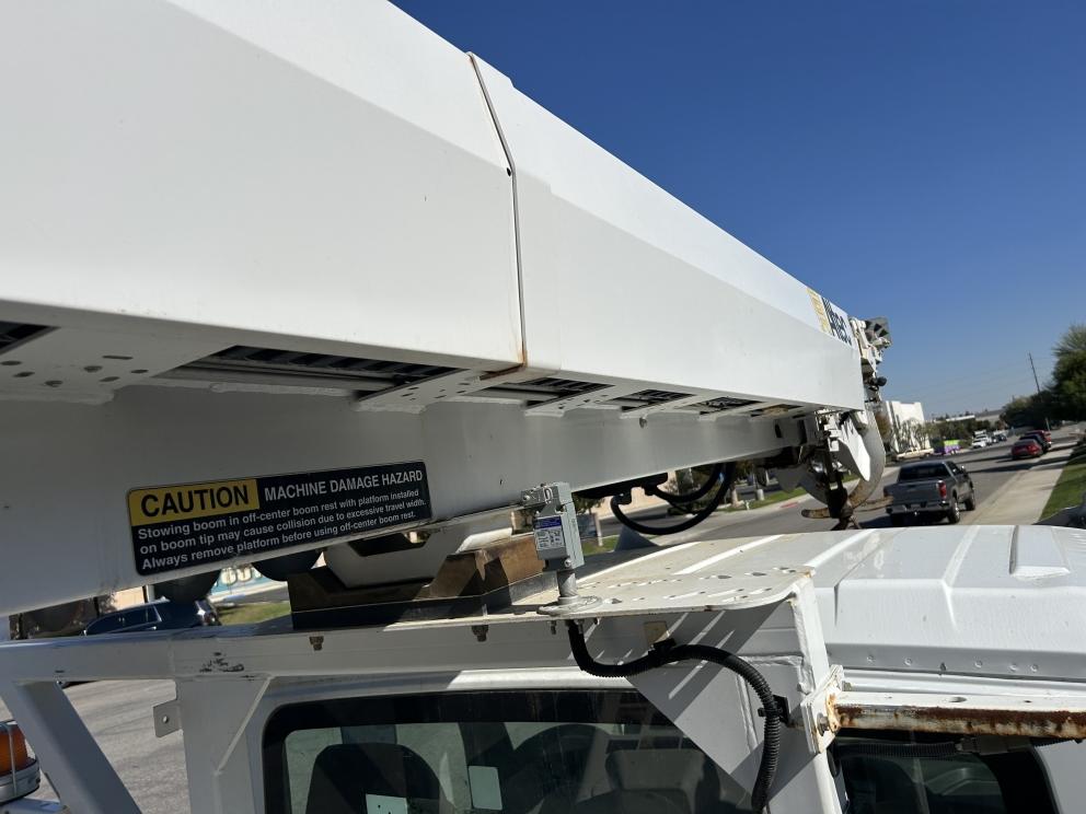 Image for 2019 Altec DM47BTR Digger Derrick Mounted on 2019 International MV607 S/A