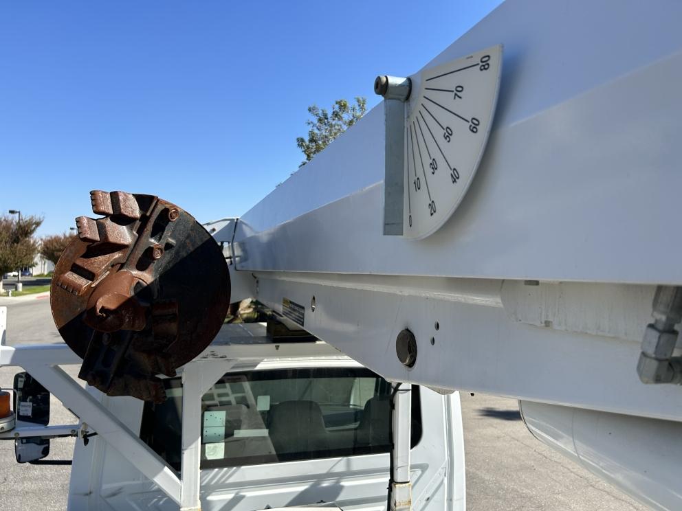 Image for 2019 Altec DM47BTR Digger Derrick Mounted on 2019 International MV607 S/A