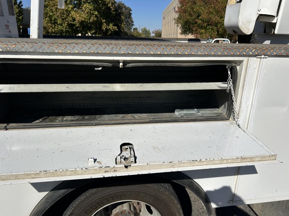 Image for 2006 Terex Hi-Ranger TL38P Bucket Mounted on 2016 Ford F-550 4X4