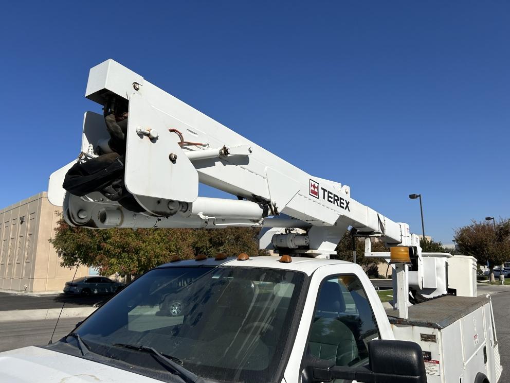 Image for 2006 Terex Hi-Ranger TL38P Bucket Mounted on 2016 Ford F-550 4X4