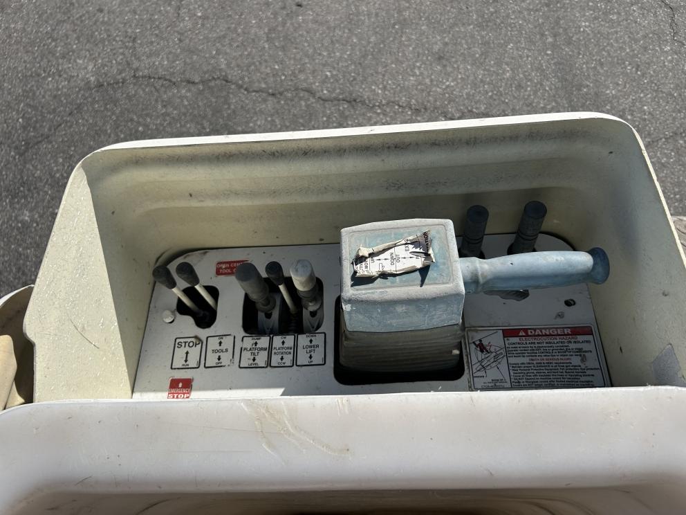 Image for 2006 Terex Hi-Ranger TL38P Bucket Mounted on 2016 Ford F-550 4X4