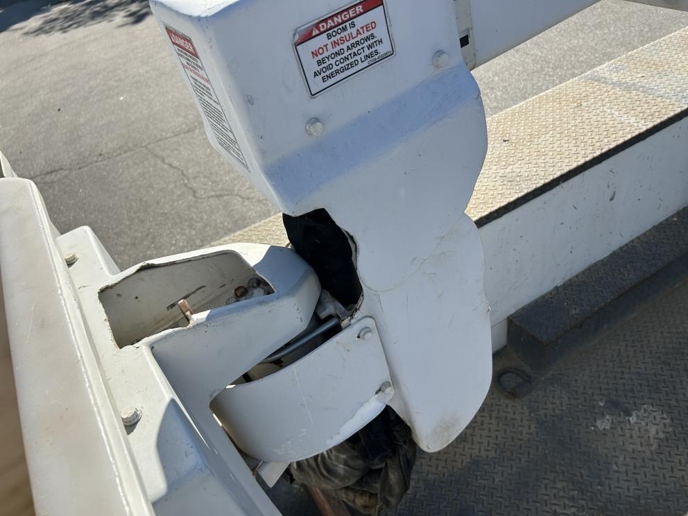 Image for 2006 Terex Hi-Ranger TL38P Bucket Mounted on 2016 Ford F-550 4X4