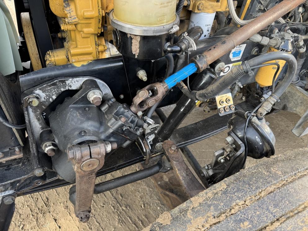 Image for 2006 Peterbilt 379 S/A Day Cab Truck Tractor