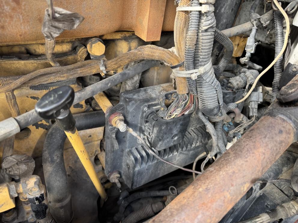 Image for 2006 Peterbilt 379 S/A Day Cab Truck Tractor