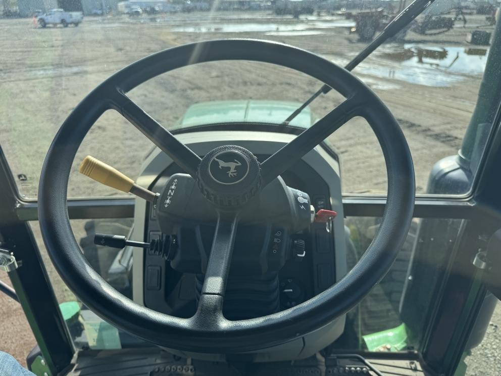 Image for 2019 John Deere 5115M Wheel Tractor