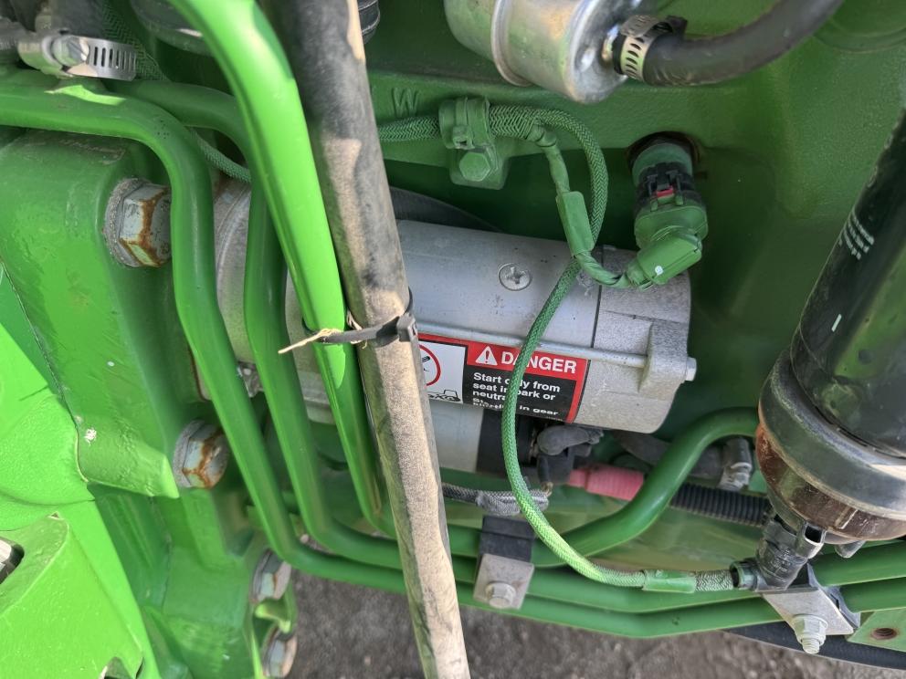 Image for 2019 John Deere 5115M Wheel Tractor