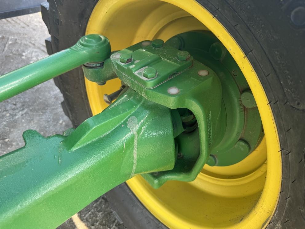 Image for 2019 John Deere 5115M Wheel Tractor