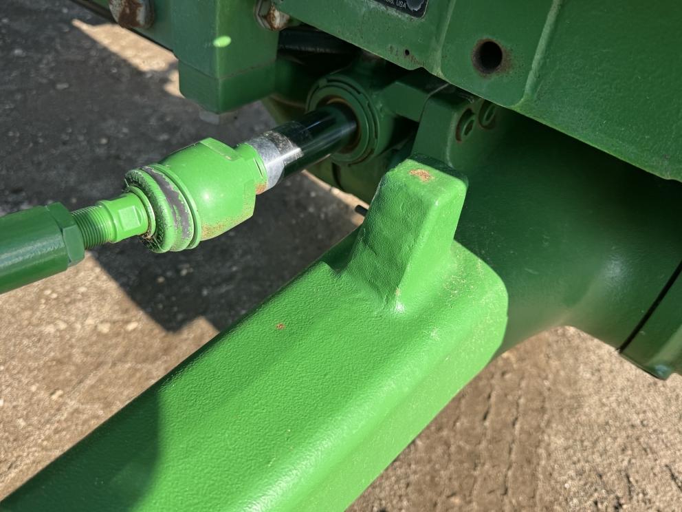 Image for 2019 John Deere 5115M Wheel Tractor