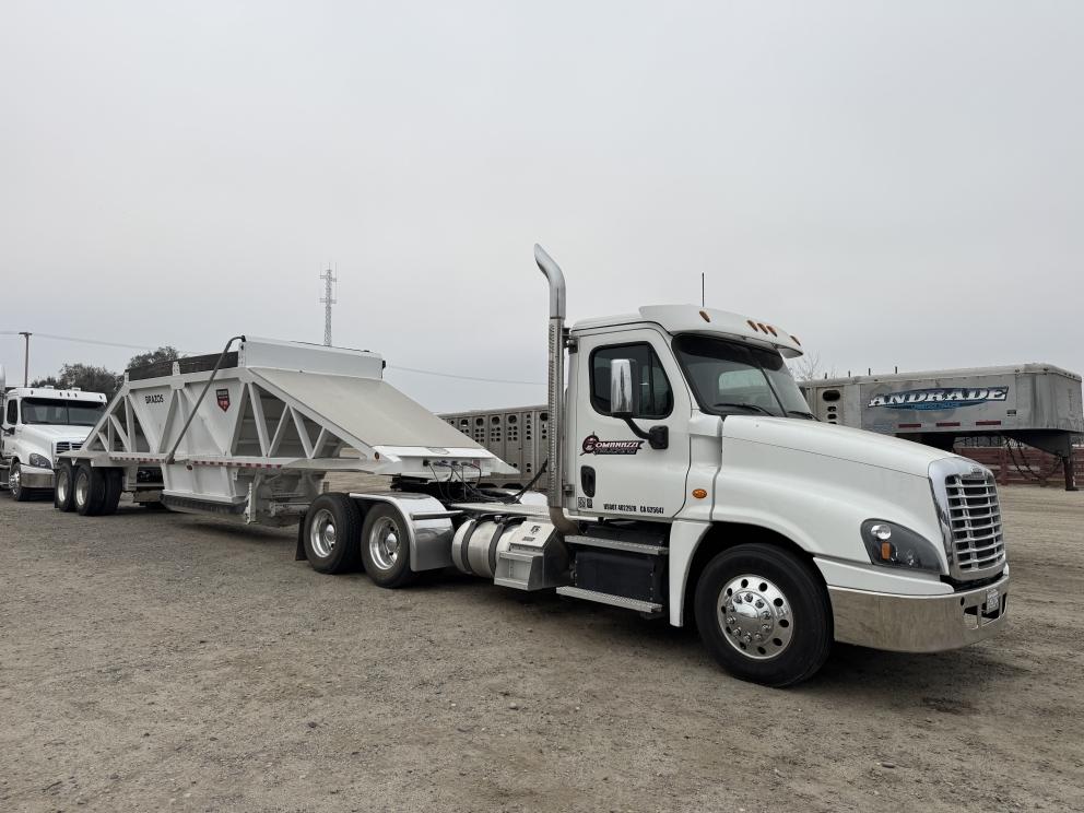 Image for 2020 Frieghtliner Cascadia & 2021 Brazos Semi Bottom