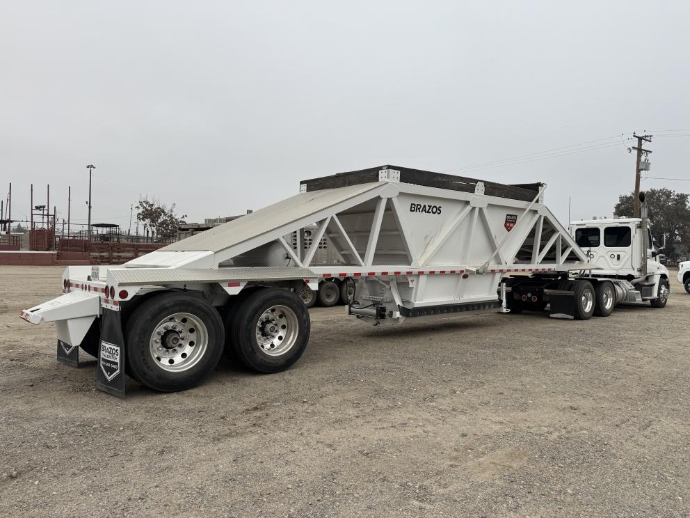 Image for 2020 Frieghtliner Cascadia & 2021 Brazos Semi Bottom