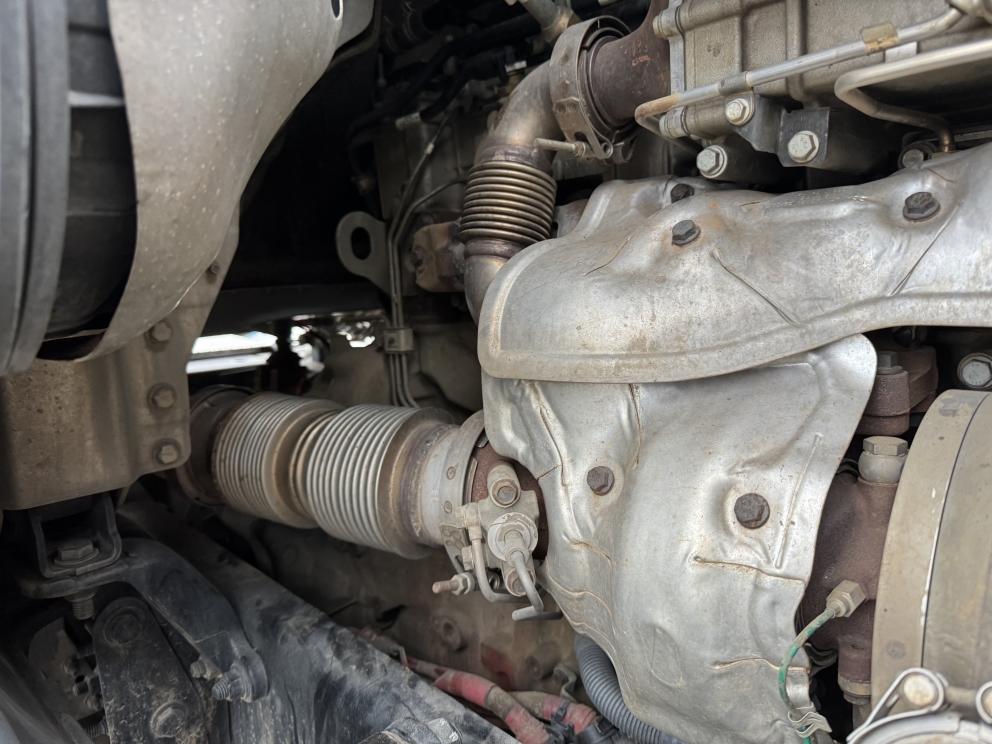 Image for 2020 Frieghtliner Cascadia & 2021 Brazos Semi Bottom