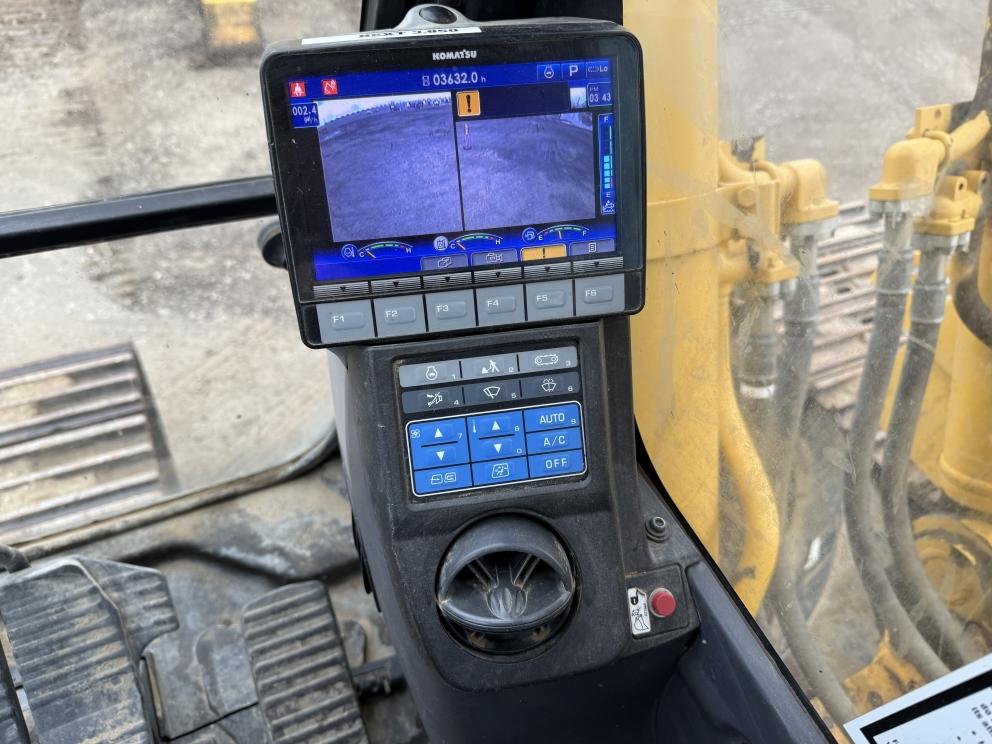 Image for 2016 Komatsu PC360LC -11 Excavator