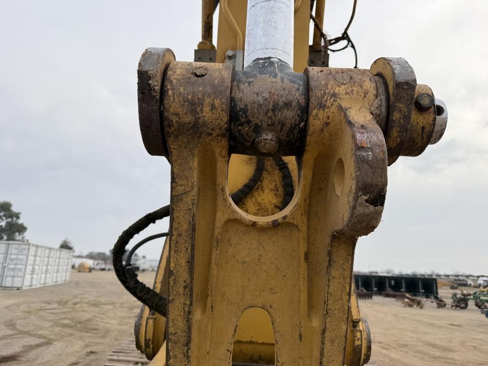 Image for 2019 Caterpillar 323 Excavator