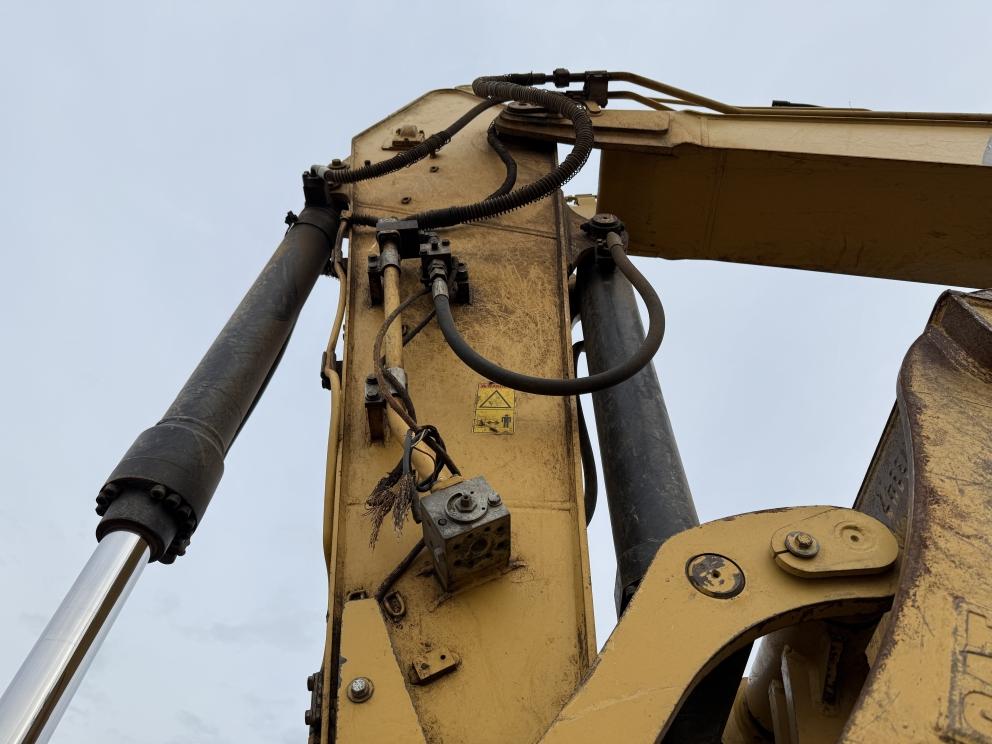 Image for 2019 Caterpillar 323 Excavator