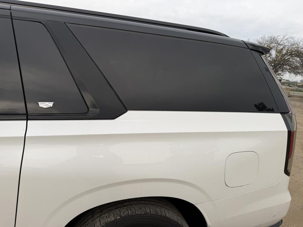 Image for 2022 Cadillac Escalade 600