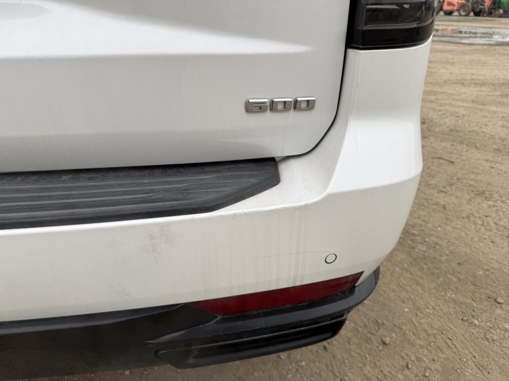 Image for 2022 Cadillac Escalade 600