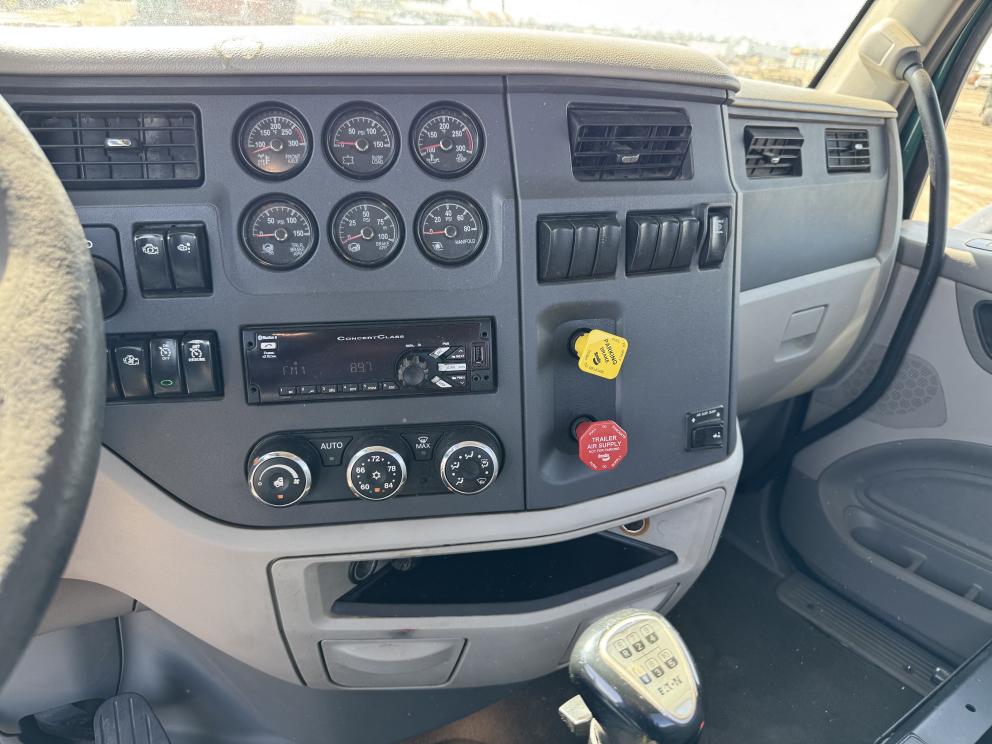 Image for 2017 Peterbilt 579 S/A Truck Tractor