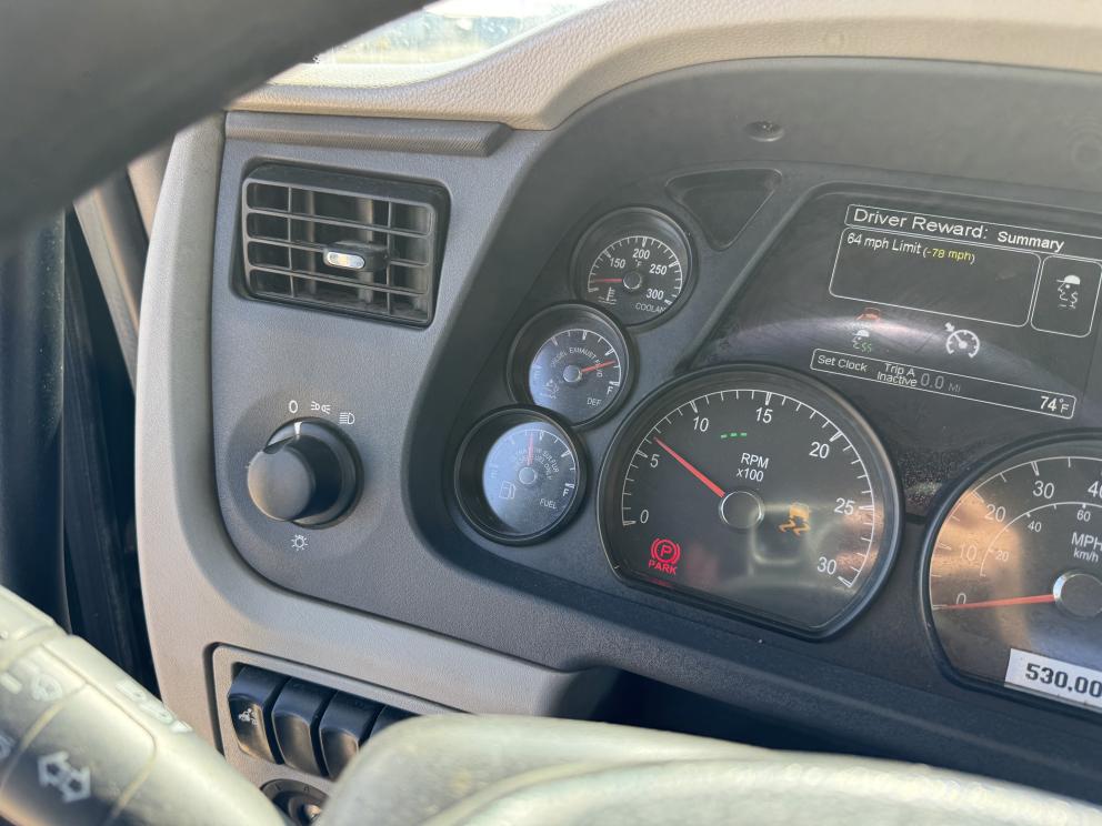 Image for 2017 Peterbilt 579 S/A Truck Tractor