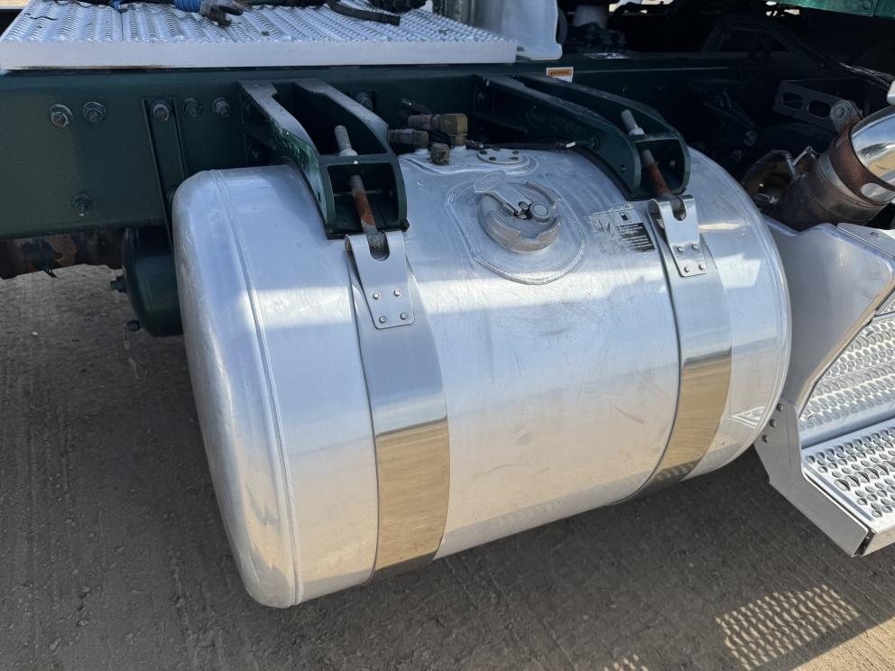 Image for 2017 Peterbilt 579 S/A Truck Tractor