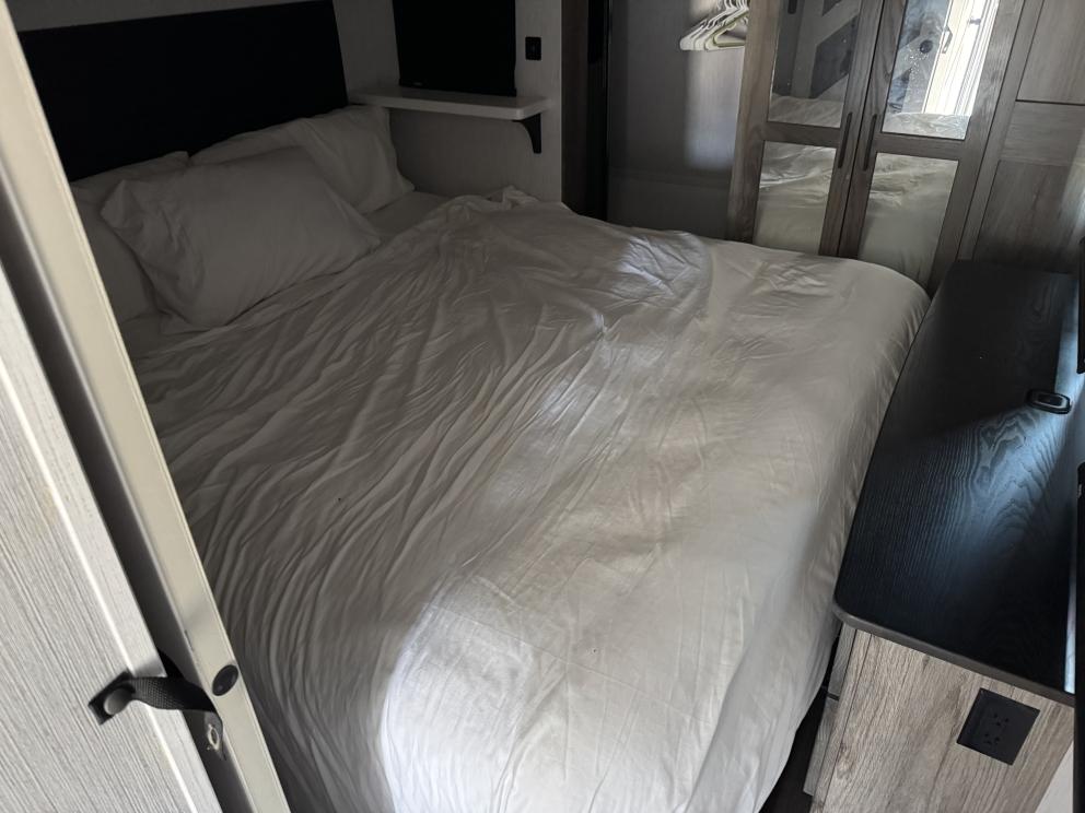 Image for 2021 Heartland 38MB Elkridge 38ft 5th Wheel