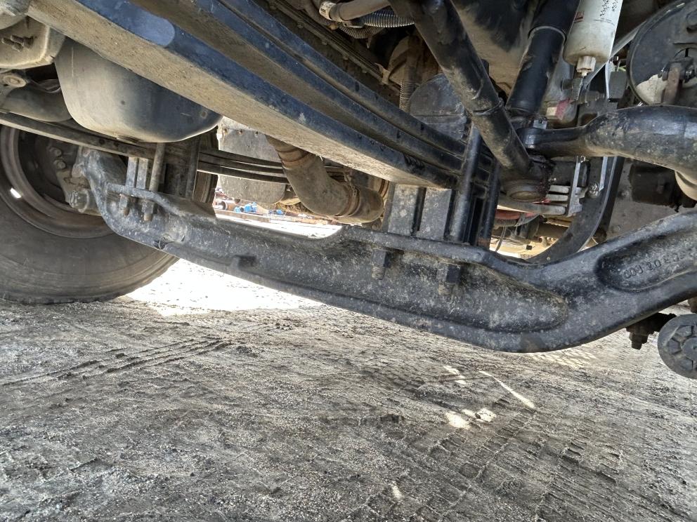 Image for 2021 Peterbilt 348 T/A w/ National 571E2 18Ton