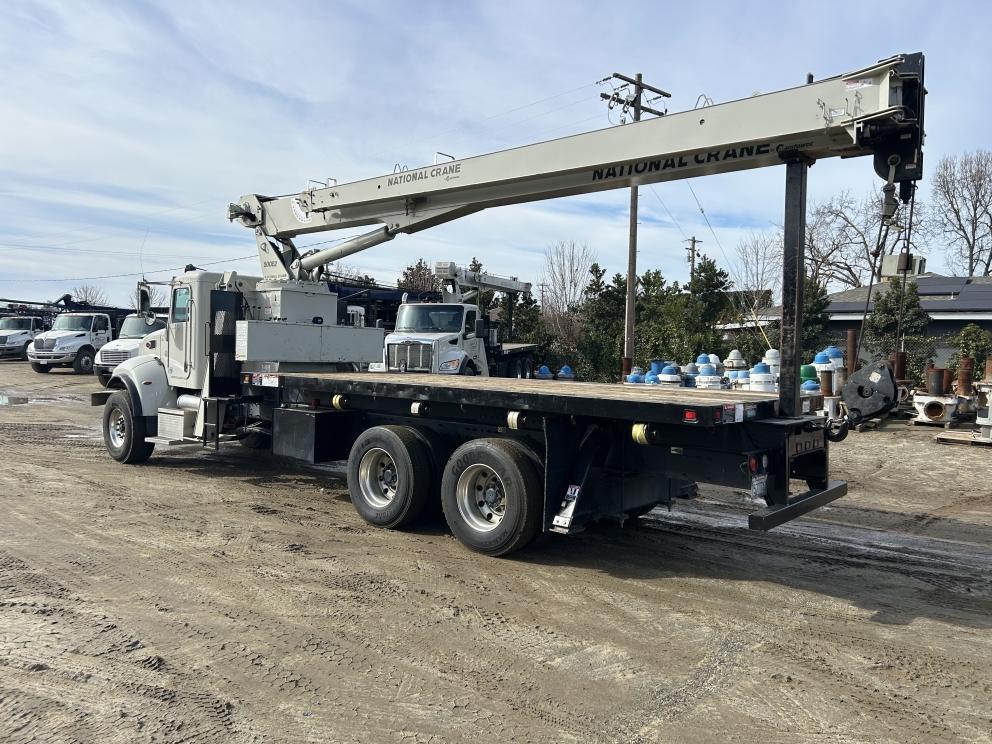 Image for 2021 Peterbilt 348 T/A w/ National 571E2 18Ton