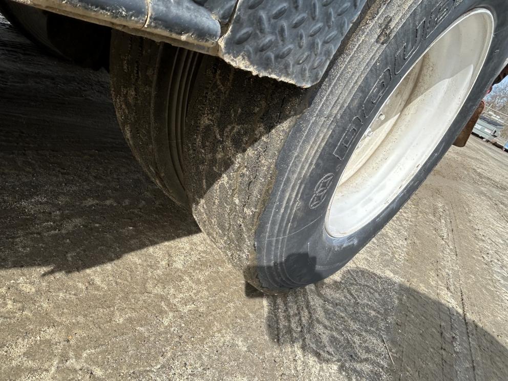 Image for 2010 International 4300 S/A 20 Ton Pump Hoist Truck