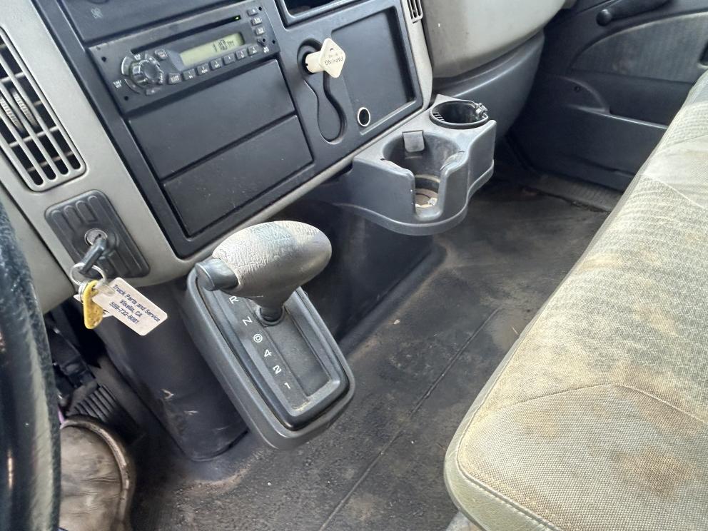 Image for 2010 International 4300 S/A 20 Ton Pump Hoist Truck