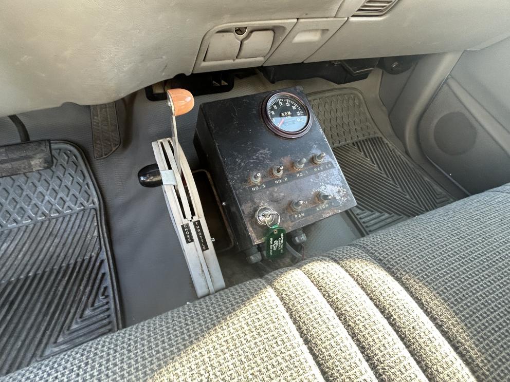 Image for 1997 Chevy 3500HD w/ Randell Airblast Spray Rig