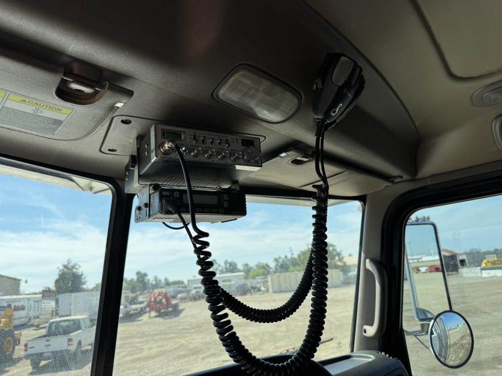 Image for 2012 Peterbilt 367 Transfer Truck