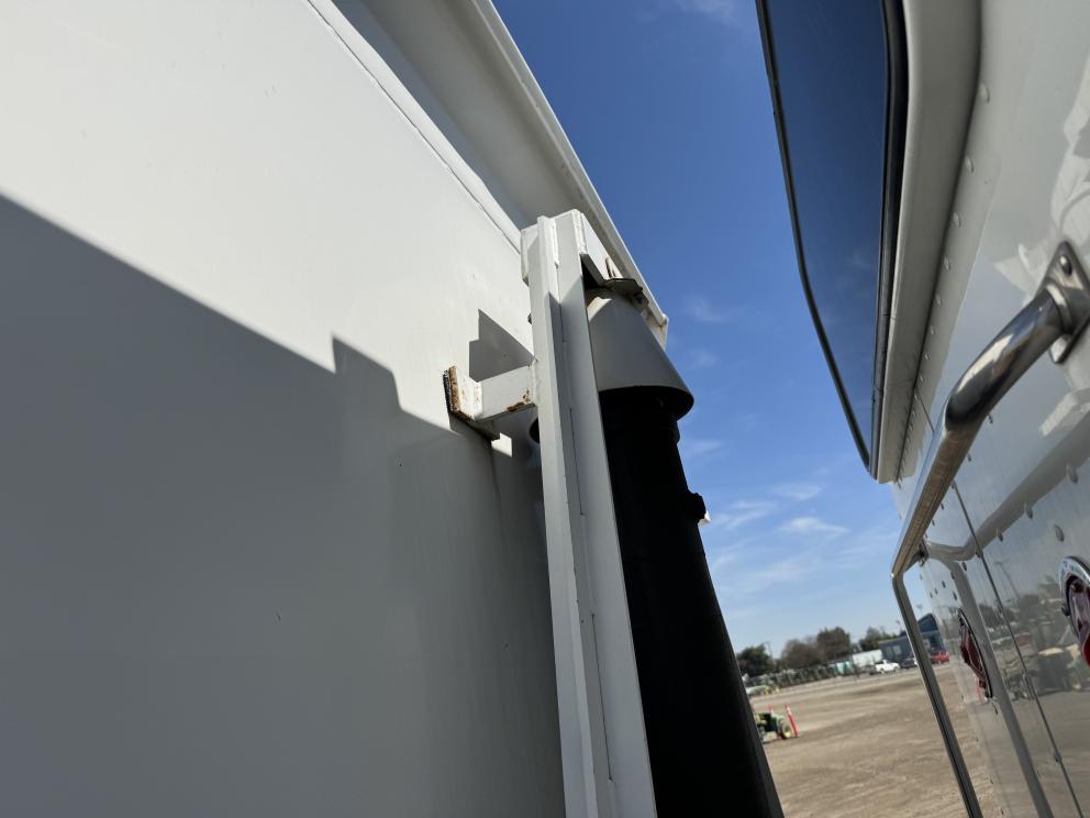 Image for 2012 Peterbilt 367 Transfer Truck