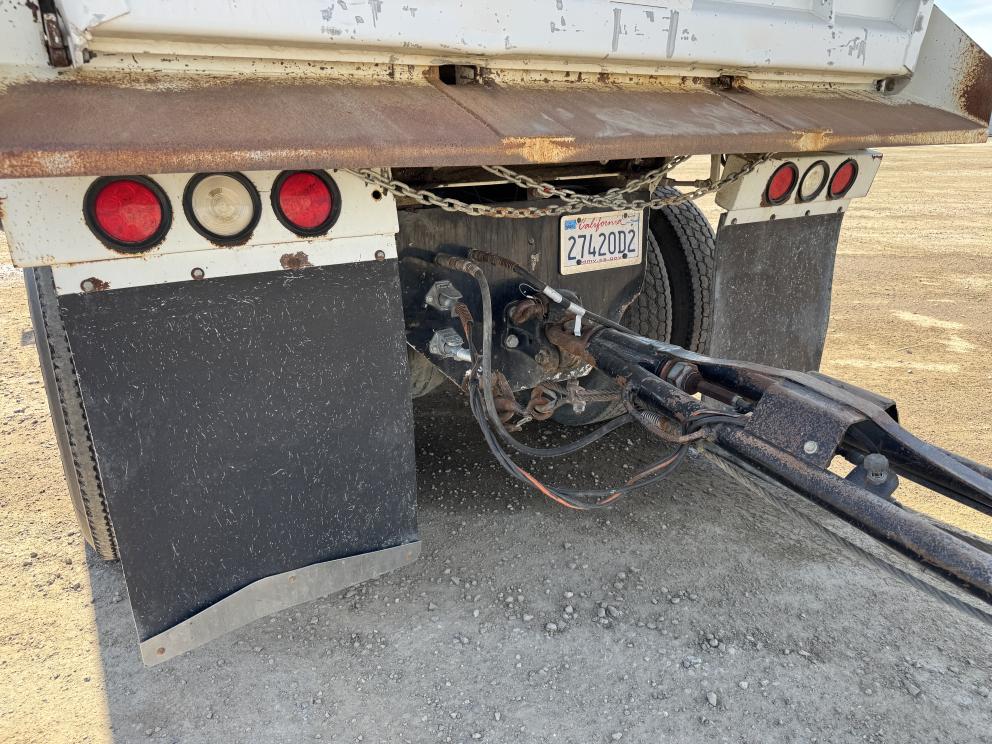 Image for 2012 Peterbilt 367 Transfer Truck