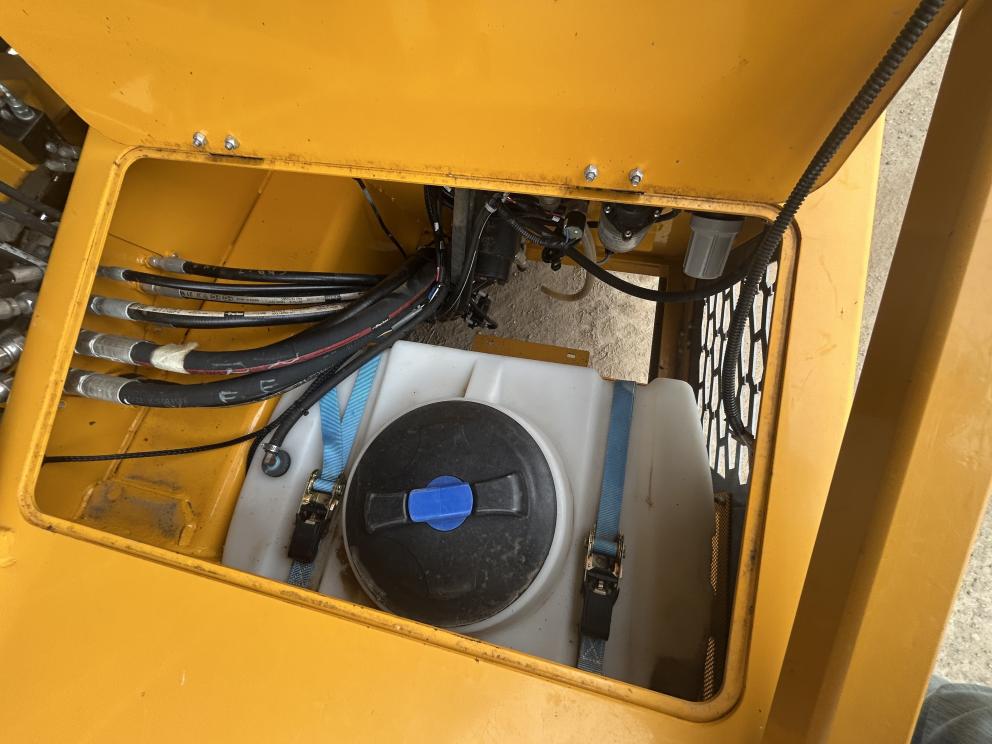 Image for 2022 COE C7R/L2R Shaker and Receiver Set