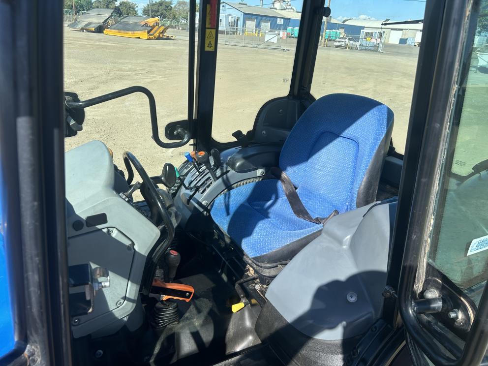 Image for 2019 New Holland TK4.100M Crawler Tractor