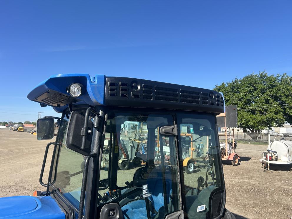 Image for 2019 New Holland TK4.100M Crawler Tractor