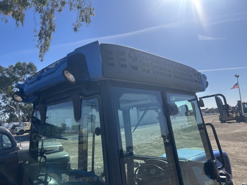 Image for 2019 New Holland TK4.100M Crawler Tractor