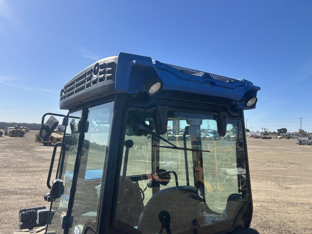 Image for 2019 New Holland TK4.100M Crawler Tractor