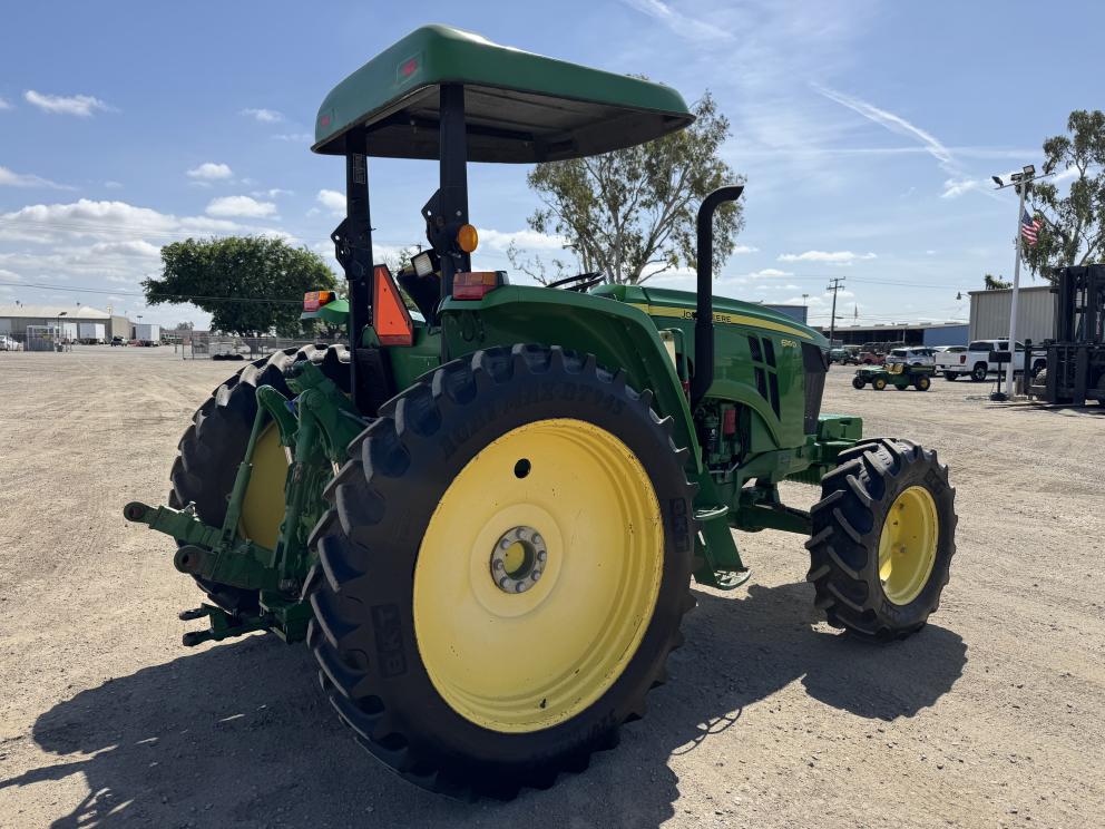 Image for 2015 John Deere 6115D MFWD Wheel Tractor