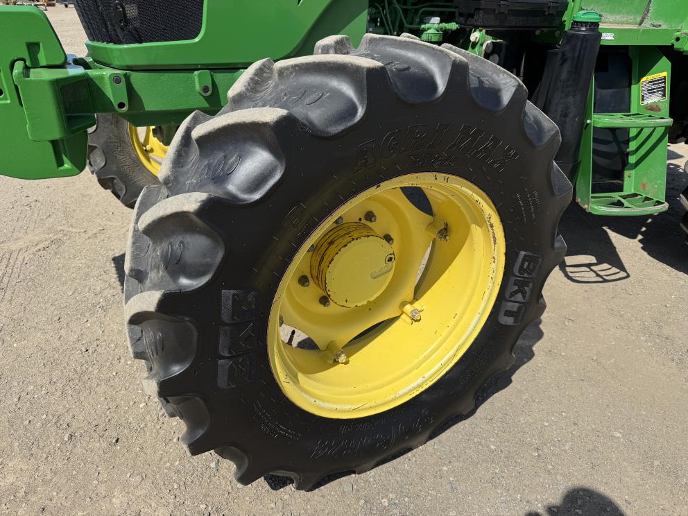Image for 2015 John Deere 6115D MFWD Wheel Tractor