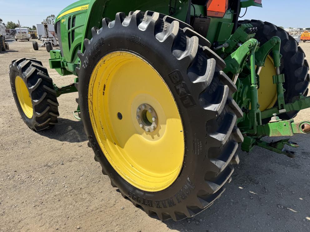 Image for 2015 John Deere 6115D MFWD Wheel Tractor