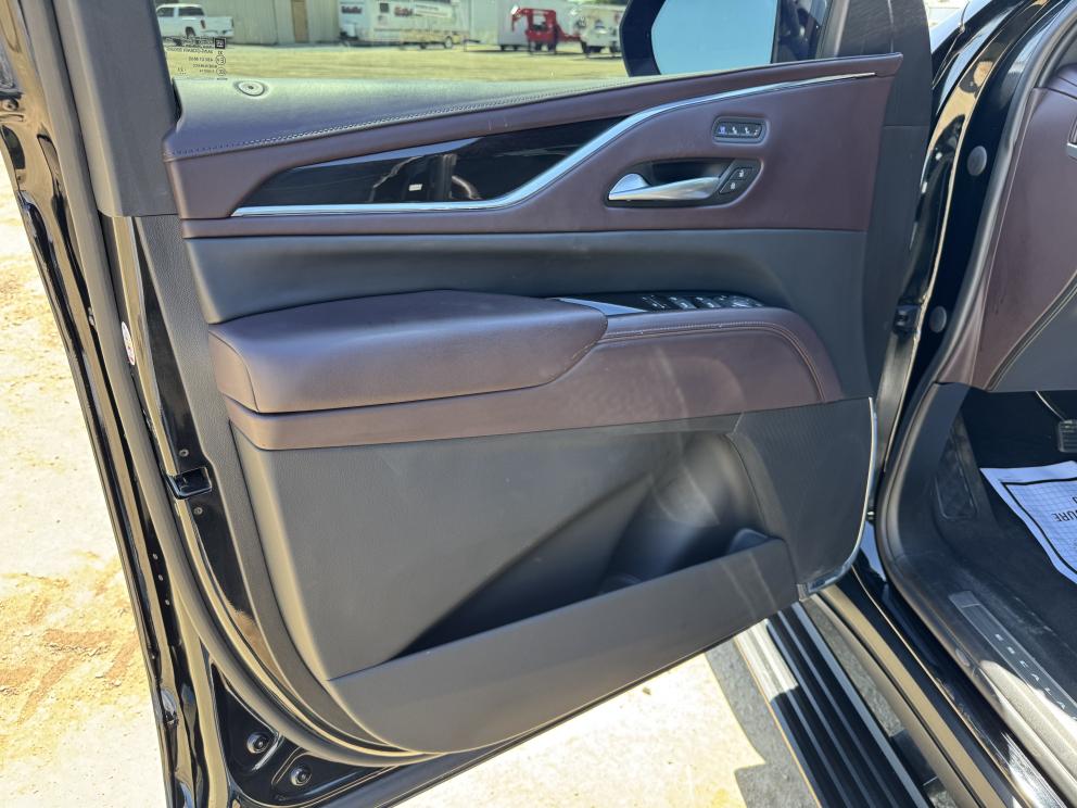 Image for 2023 Cadillac Escalade 600