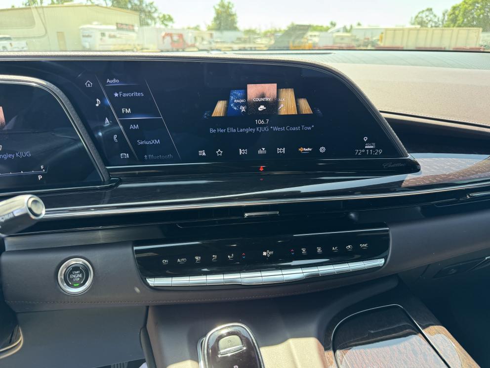 Image for 2023 Cadillac Escalade 600