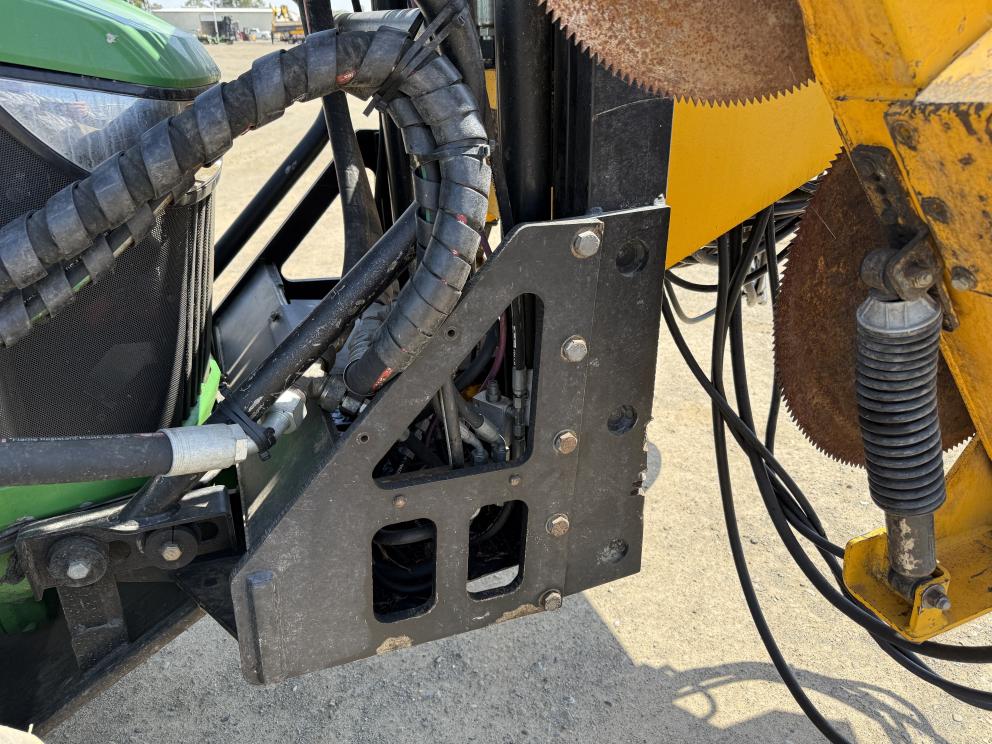 Image for John Deere 5125ML W/ Front Mount OMC Skirter